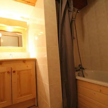 7 Pers. Au Centre De Val Cenis, Proche Pistes Et Commodites - Fr-1-508-7 Lanslevillard